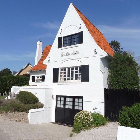 Charme Villa Le Chat Botté Koksijde Esterno foto