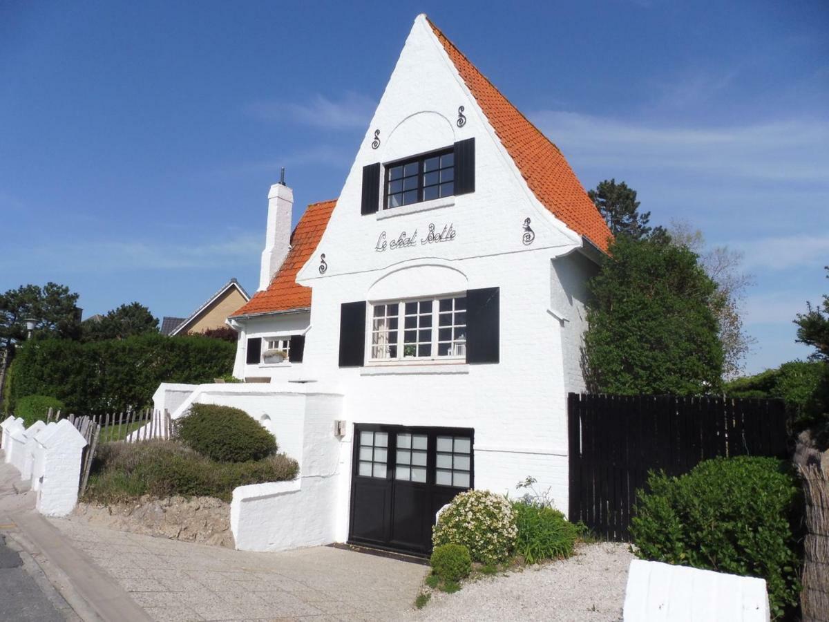 Charme Villa Le Chat Botté Koksijde Esterno foto